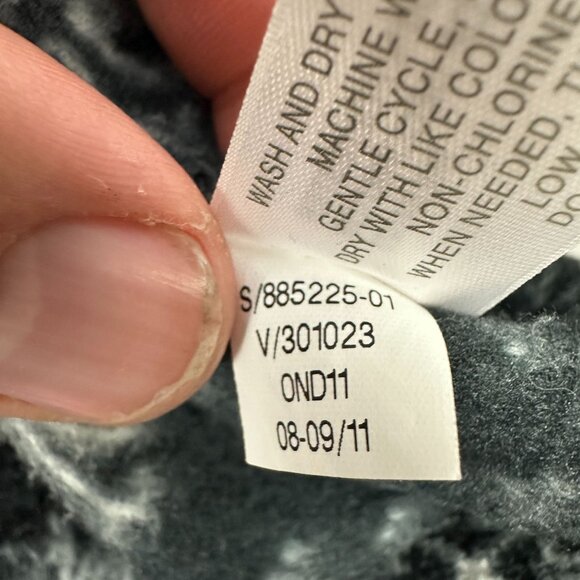 Old Navy Womens Black & White Fleece Full-Zip Jacket Floral Pattern Size L - Picture 7 of 7